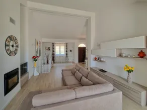 Villa Rosa - Image 2