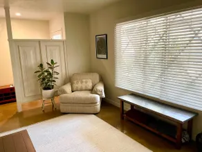 Peaceful 3-bedroom home on the Mesa - Image 3