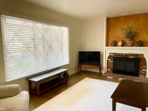Peaceful 3-bedroom home on the Mesa - Image 2