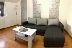 Lovely 1-bedroom condo with available parking - Image 3