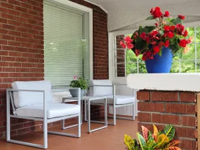 Cottage in the city - Image 3