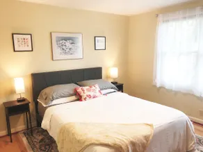 4-Bed Retreat: House + Studio Steps to UO - Image 3