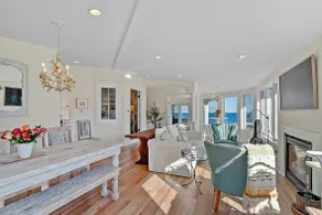 Gorgeous Oceanfront 2-Bdrm Apartment w/ Fireplace - Image 3