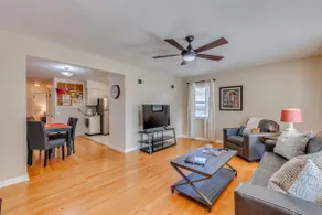 Spacious | Quiet | 1 bedroom duplex w free parking! - Image 5