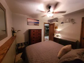 Exclusive 2 Bed-1Bath Rental In Charming Littleton - Image 4