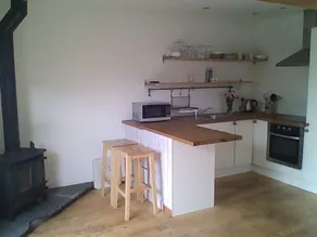 Lovely one bedroom apartment with cosy stove - Image 3