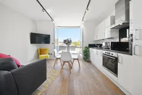 Manhattan-style 2bed near Camden Free WiFi - Image 2
