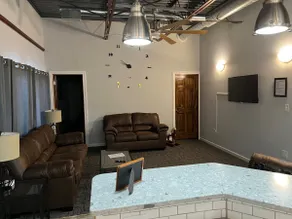 Lovely1 Bedroom apt,2nd bedroom for additional fee - Image 5
