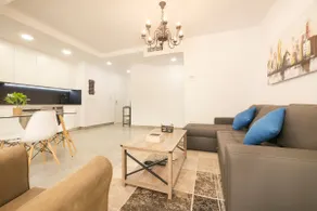 Apartamento Ribera del Genil Centro - Image 5