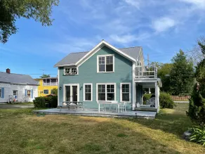 Two Bedroom Waterfront Cottage on Wolfe Island - Image 3