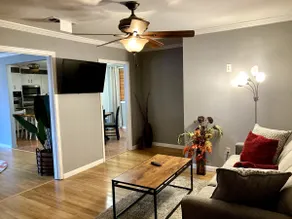Peaceful & Spacious Beautiful Home! - Image 2