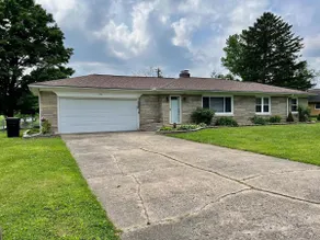 Lakefront 3br home! Enjoy the tranquility. - Image 2