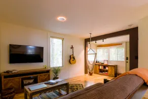 The Great Escape - Perfect Dunsmuir Getaway ! - Image 2