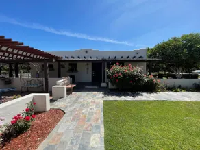 Adorable Adobe: 2-Bedroom Desert Oasis - Image 2