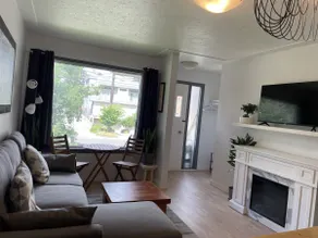 Central Edmonton | Cozy 3 Bed Home | Near River - Image 2