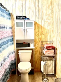 Lover’s Oak Hideaway - Image 4