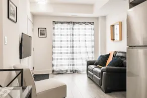 Modern Niagara Falls Condo - Image 3