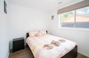 3BR Family House in Dickson - Image 5