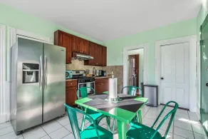 GreenN'Groovy: East Rock 5 mins to DT|Yale 5 beds - Image 4