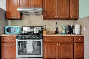 GreenN'Groovy: East Rock 5 mins to DT|Yale 5 beds - Image 5