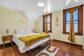 VintageGem: Prime East Rock 5 mins to Yale 5 beds - Image 5