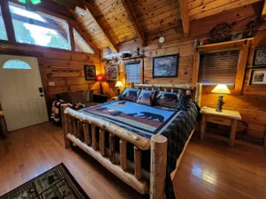 A Rushing Stream of Dreams Cabin 1min to Natl Park - Image 5