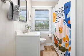 Comfy Long-Term Home | 1K/2Q Bed | Fenced Yard - Image 5