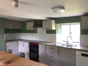 Peregrine Cottage in Castle Ashby Village - Image 3