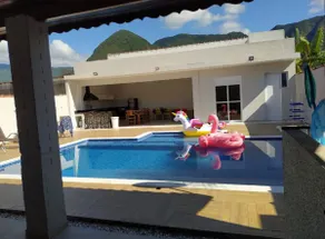 House with ample space, barbecue area and swimming pool - Image 2