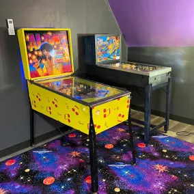 Downtown Duplex w/GameRoom, Sleeps 14 (Both Units) - Image 3