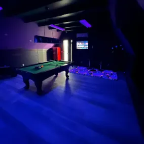 Downtown Duplex w/GameRoom, Sleeps 14 (Both Units) - Image 4