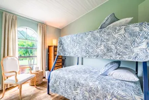 Coastal 3 Bedroom Home Minutes From the Sand - Image 5