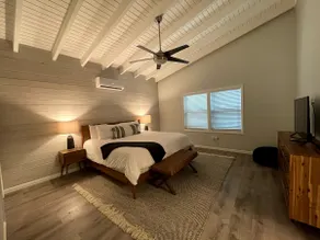 Beachfront Cottage 8 - Image 3