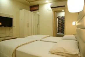 Indian Homestay Agra 3bhk apartment - Image 5