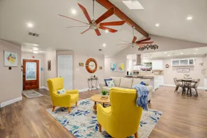 Spacious, relaxing 3BR w/ screened patio & hot tub - Image 2