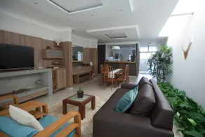 A house full of style - Image 2