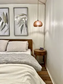 Adorable PoolHouse, Sleeps 4, Pets, Walk Downtown - Image 2