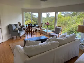 Dog Friendly Carmel sleeps 5 next Brad Pitt - Image 2