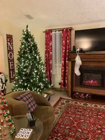 Christmas Cabin at the Rootstown Reindeer Farm - Image 2