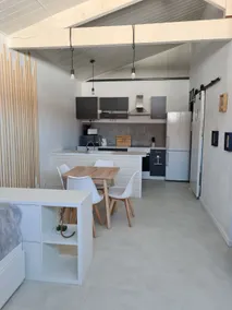 Cozy and fully renovated accommodation - Image 2