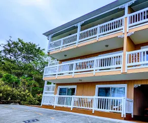 2 Bed 2 Bath Surfing & Snorkeling in Kahaluu Bay - Image 2