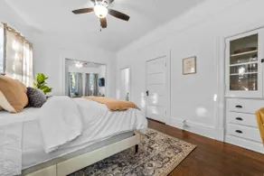 Private Studio apartment with large kitchen - Image 3