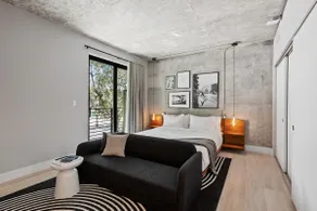 Pretty Rola #202 Modern Apt. - Image 3