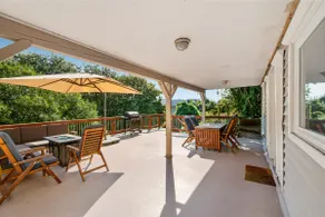 FIFA Vintage Hideaway w/patio - Minutes to DT! - Image 3