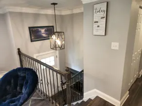 Newly renovated 2 bathroom 2 bedroom home - Image 5