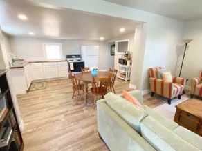 Cute wine country cottage - Laundry & Pet Friendly - Image 4