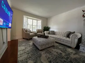 Gorgeous & Cheerful 4-bedroom home for big groups - Image 4