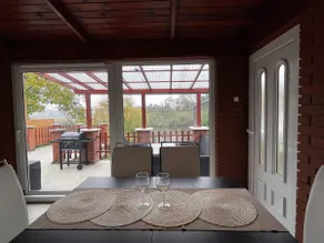 Riverside Apartment - Image 4