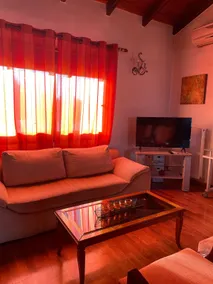 FAMILY HOUSE - Image 3