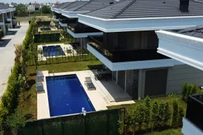 De-Luxe Villa Club - Image 4